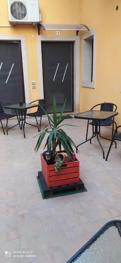 Come A Casa Siraküza Dış mekan fotoğraf